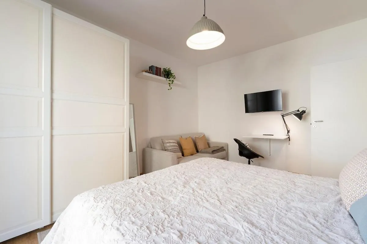 Enjoy Home - Appartamento Eulero Padova 0*,  Italy