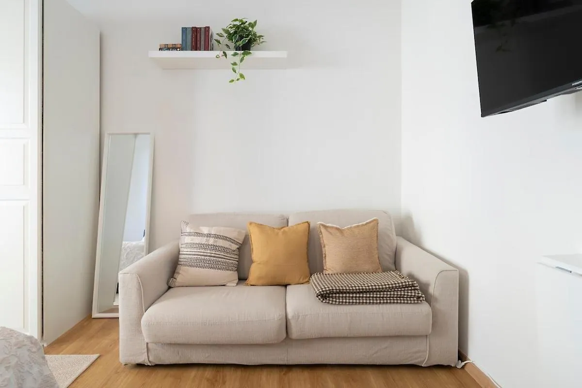 Enjoy Home - Appartamento Eulero Padova 0*,
